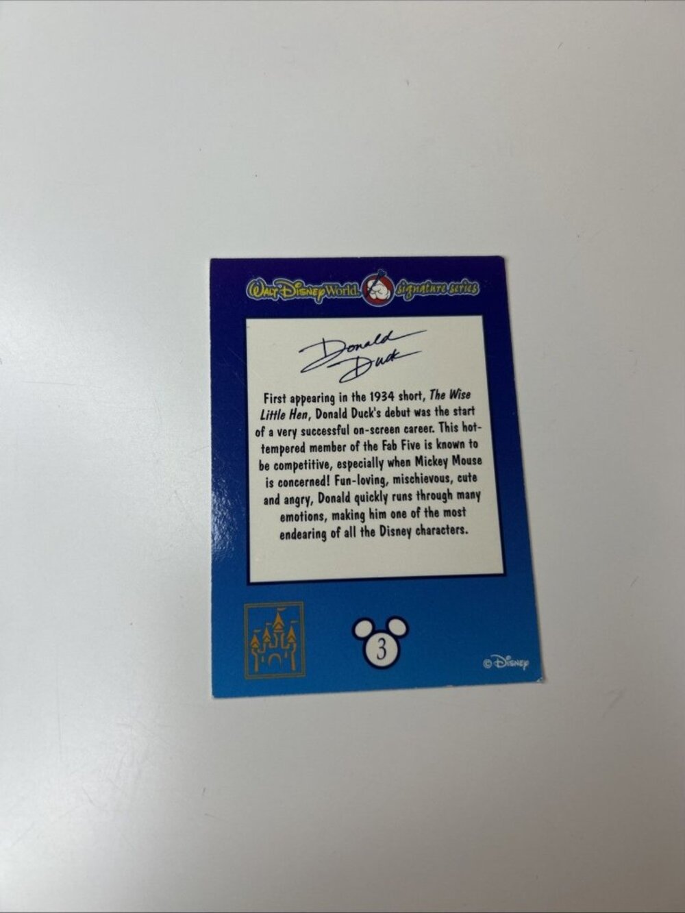 2001 Disney World Signature Series 1 Donald Duck Ultra Rare Holo Card - Picture 3 of 3